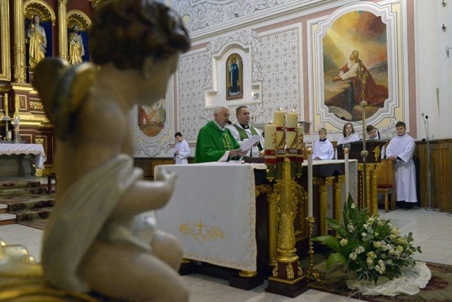 Obrzęd przyjęcia nowych ministrantów