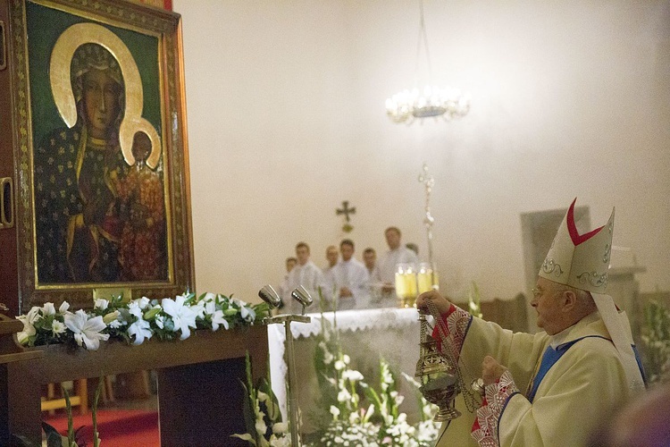 Ona ma władzę miłości. Jasnogórska Ikona w Otwocku na Ługach