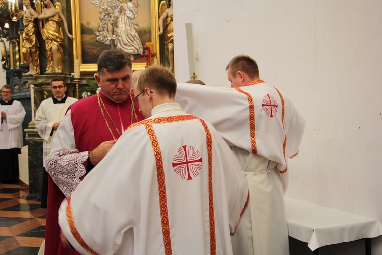 Święcenia diakonatu w katedrze łowickiej