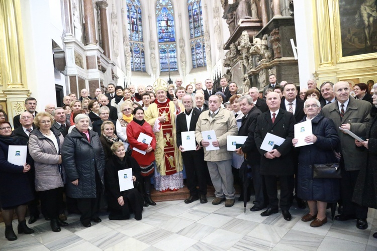 Wręczenie medali "Dei Regno Servire"