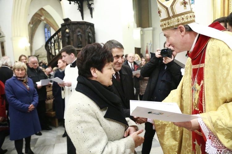 Wręczenie medali "Dei Regno Servire"