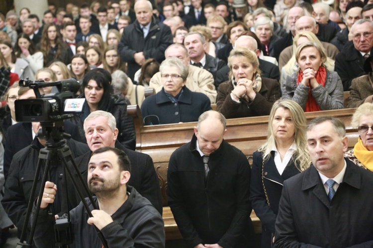 Wręczenie medali "Dei Regno Servire"