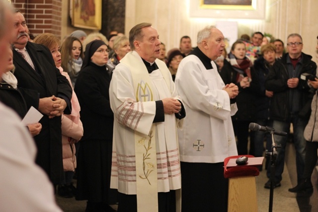 Pożegnanie Matki w Józefowie