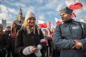 Radosnych i dumnych ze swojej ojczyzny uczestników tegorocznego Marszu Niepodległości zachodnie media raczej nie pokazały.