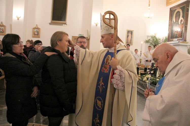 Zakręt. Bierzmowanie przy Madonnie