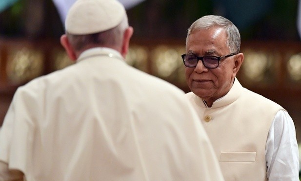 Wizytą w Bangladeszu papież zwraca uwagę świata na peryferie
