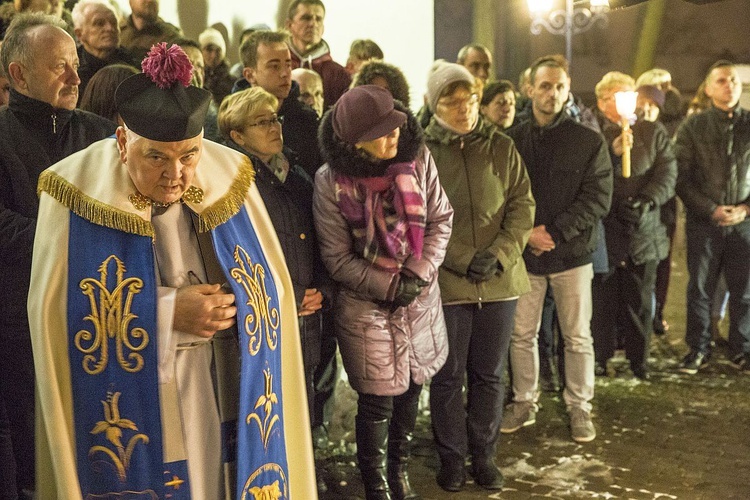 Długa Kościelna: Matka Boża w świątyni swojej Mamy