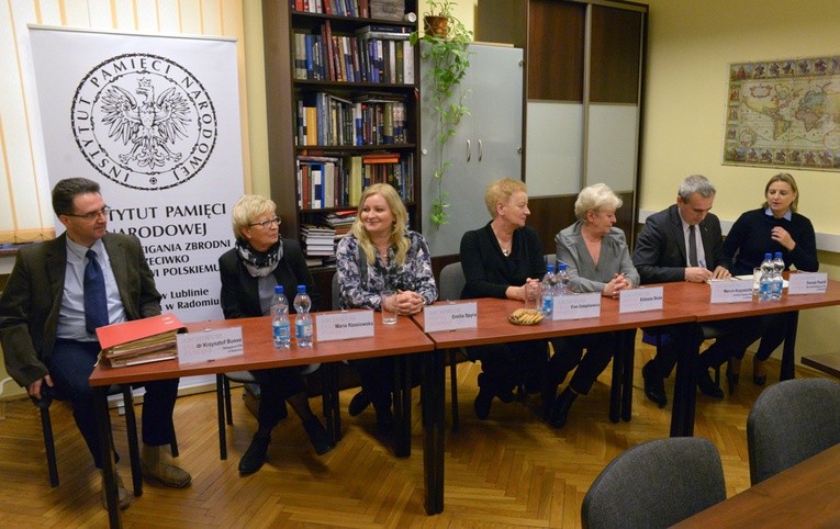 Przekazanie dokumentów odbyło się w radomskiej siedzibie IPN