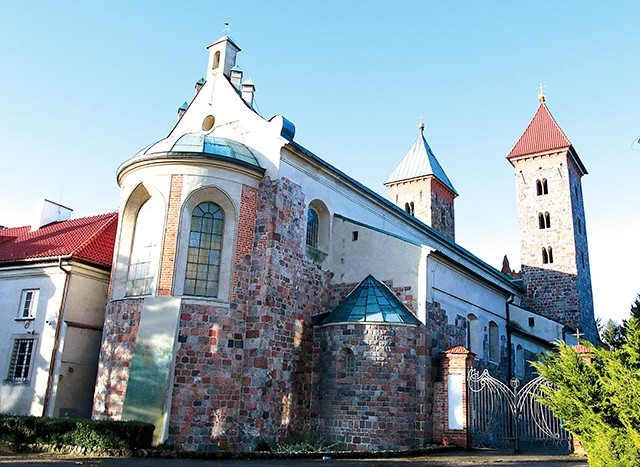 Efekt prac konserwatorskich i restauratorskich widać gołym okiem.