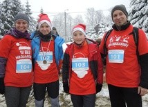 Rodzina Fuczików - mama Agnieszka, tata Andrzej i synowie Łukasz i Szymon - wzięła udział w biegu w komplecie