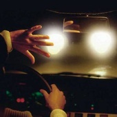 Kontrola samochodowych reflektorów