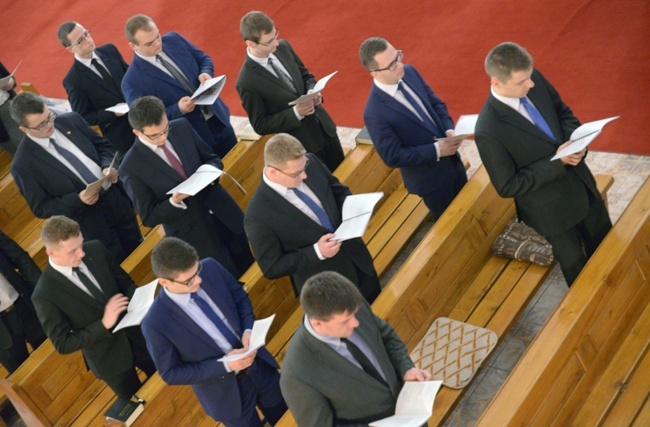 Akatyst w seminaryjnej kaplicy w Radomiu