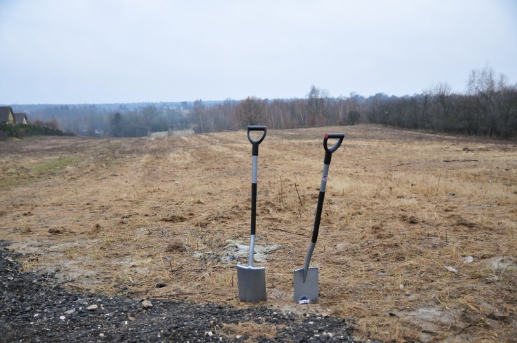 Początek budowy kościoła św. Jana Kantego