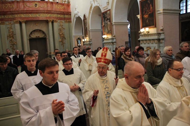 Akolitat i kadydatura do święceń