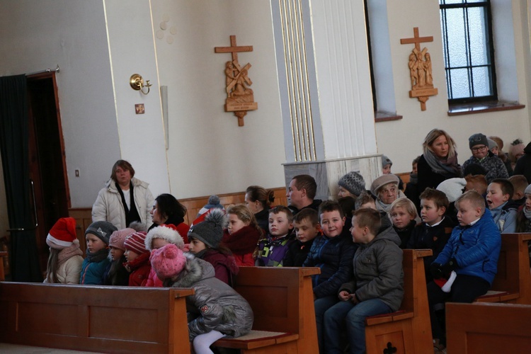 Szkolne Koło Caritas w Pustkowie