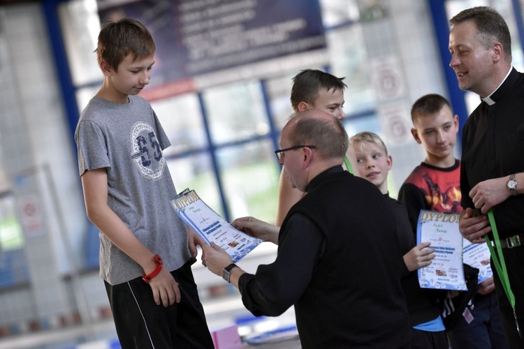 Diecezjalne zawody pływackie dla ministrantów i lektorów