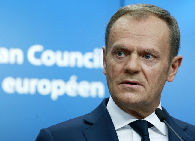 Tusk: Mam nadzieję, że KE nie uruchomi art. 7 traktatu UE wobec Polski