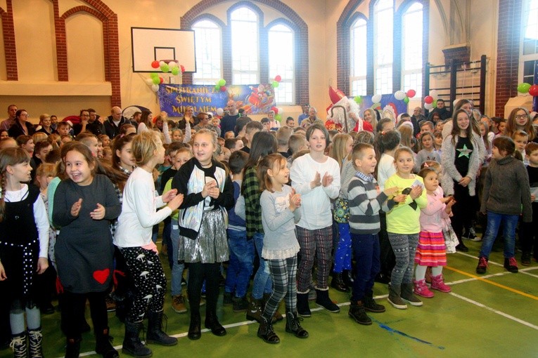 Spotkanie ze św. Mikołajem w Drezdenku