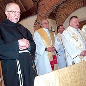 ▲	 Gdańska prowincja franciszkańska dziękowała Bogu za br. Ksawerego na Górze Polanowskiej.