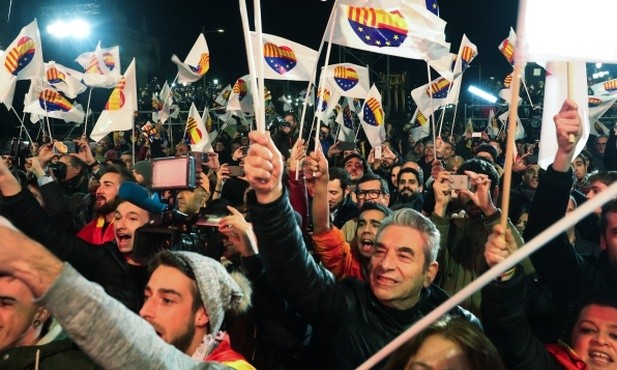 Wybory w Katalonii wygrali zwolennicy secesji