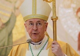 Abp Gądecki: W kwestii uchodźców punktem odniesienia musi być człowiek