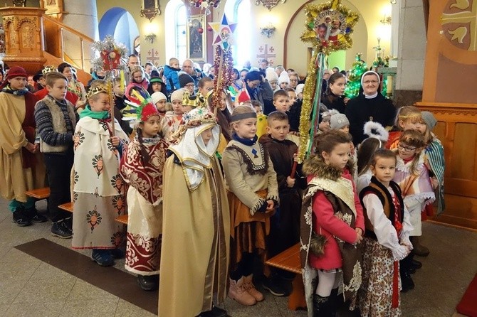 Kolędnicy misyjni w Poroninie 