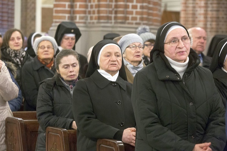 Powiedzcie, że odszedł święty. Pogrzeb bp. Stanisława Kędziory