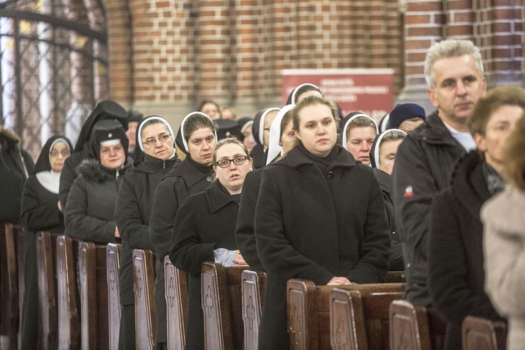 Powiedzcie, że odszedł święty. Pogrzeb bp. Stanisława Kędziory