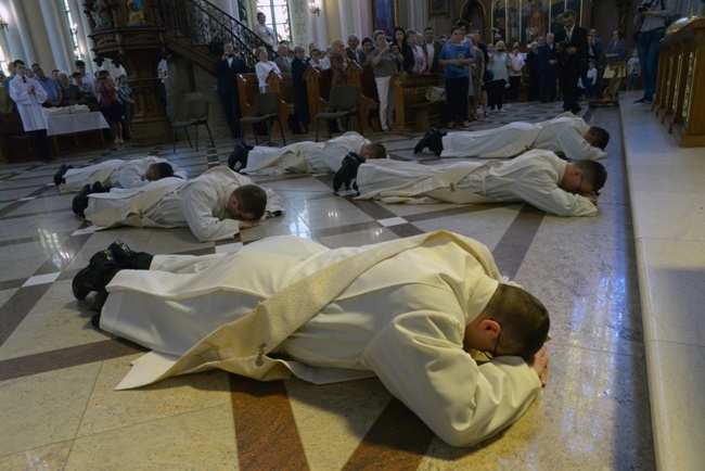 Maj. Święcenia kapłańskie w radomskiej katedrze