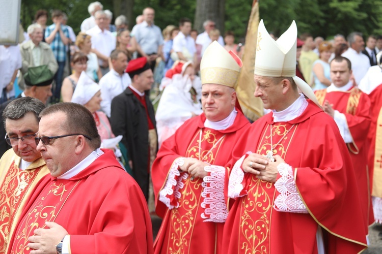 Czwarta rocznica sakry bp. Romana Pindla