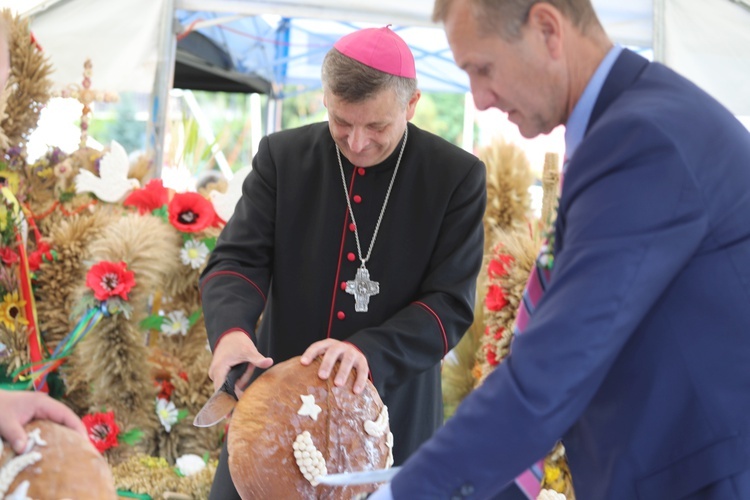 Czwarta rocznica sakry bp. Romana Pindla