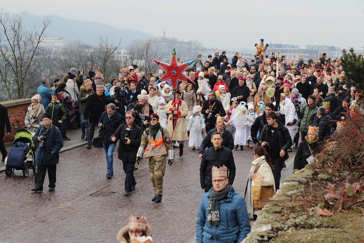 Z arcybiskupem i królem do Dzieciątka