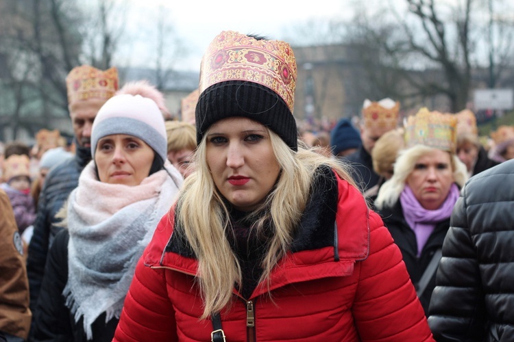 Z arcybiskupem i królem do Dzieciątka