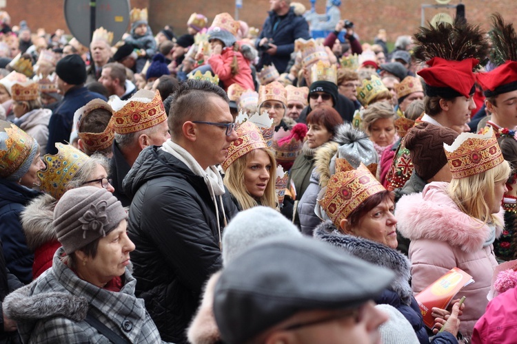 Z arcybiskupem i królem do Dzieciątka