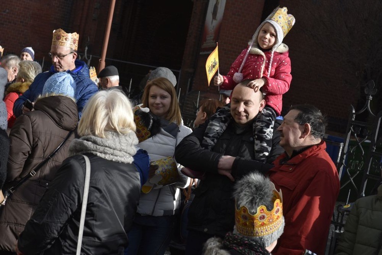 Ponad 2500 osób poszło za mędrcami w Wałbrzychu