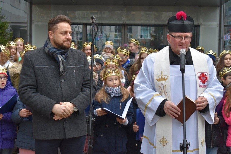 Na osiołku za Świętą Rodziną w Legionowie