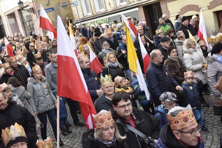 W Świdnicy biało-czerwony pochód