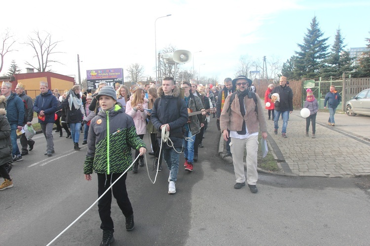 Orszak w kolorze miedzi