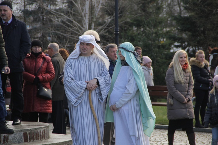 Pokłon na miedzi