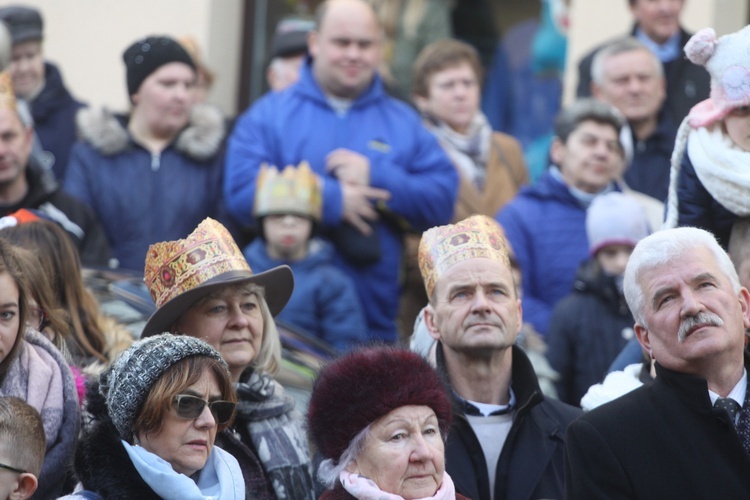 Od scenki do scenki...