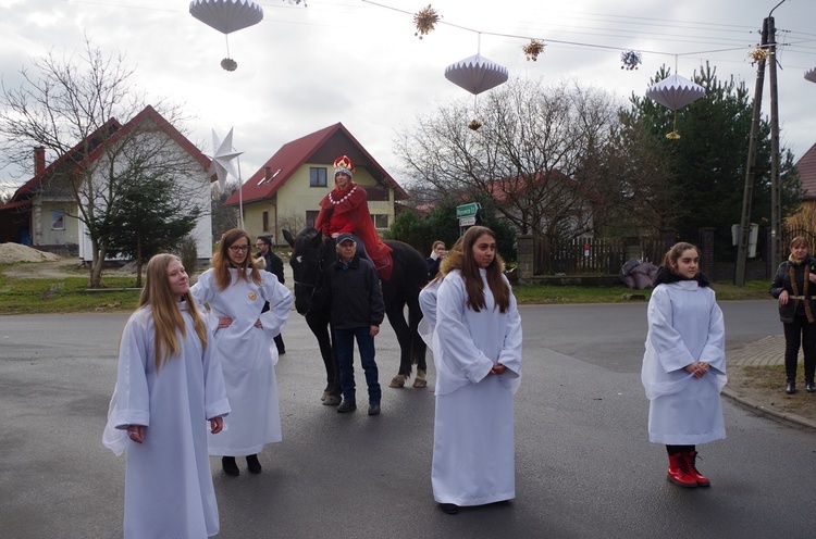 Orszak Trzech Króli w Mrozowie cz. 1