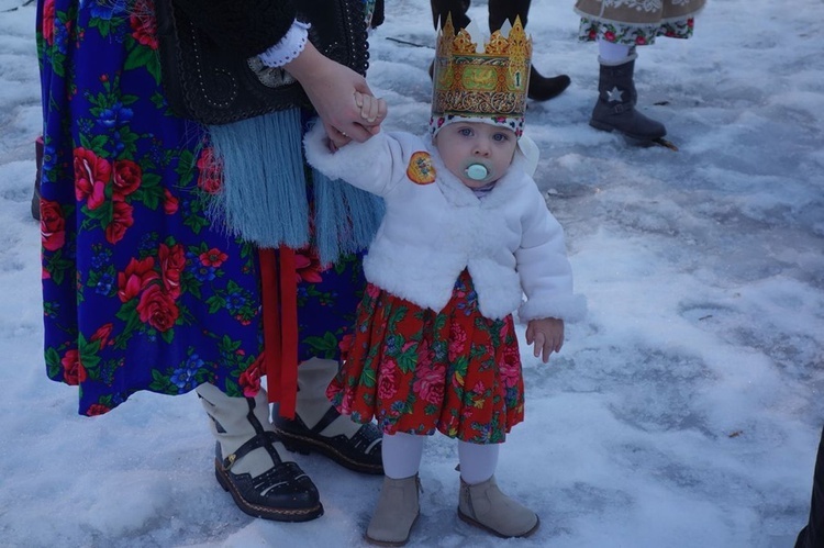 Z widokiem na ośnieżone Tatry 