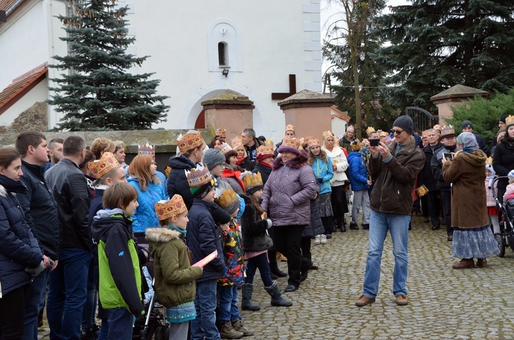 Orszak Trzech Króli w Mrozowie cz.2