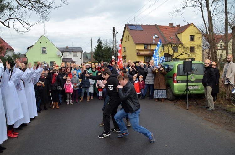 Orszak Trzech Króli w Mrozowie cz.2