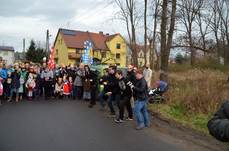 Orszak Trzech Króli w Mrozowie cz.2