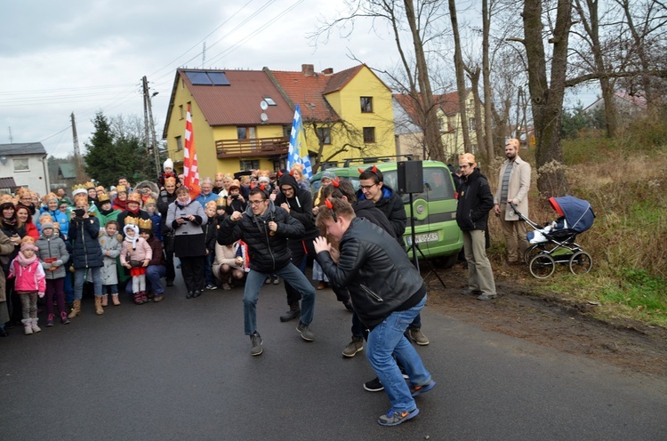 Orszak Trzech Króli w Mrozowie cz.2