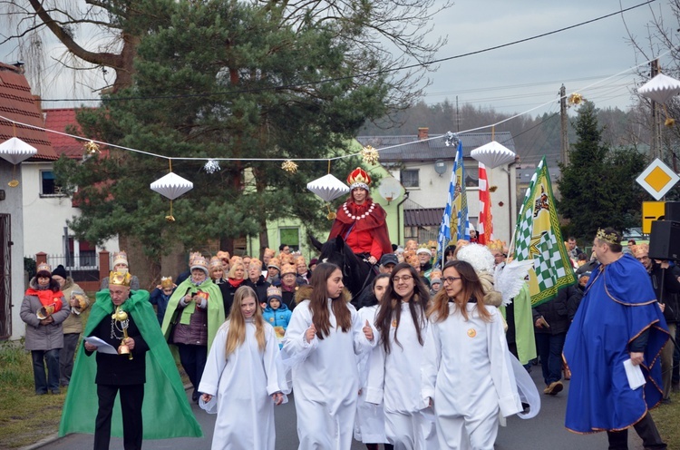 Orszak Trzech Króli w Mrozowie cz.2