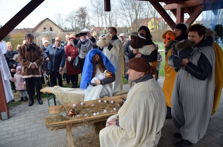 Orszak Trzech Króli w Mrozowie cz.2