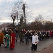 Tak jak w Ewangelii, za gwiazdą poszli trzej królowie