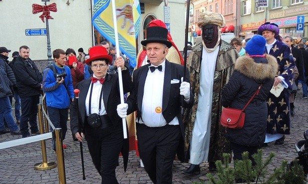 Ligia i Marcjan Gepfertowie już tradycyjnie poprowadzili Królewski Polonez